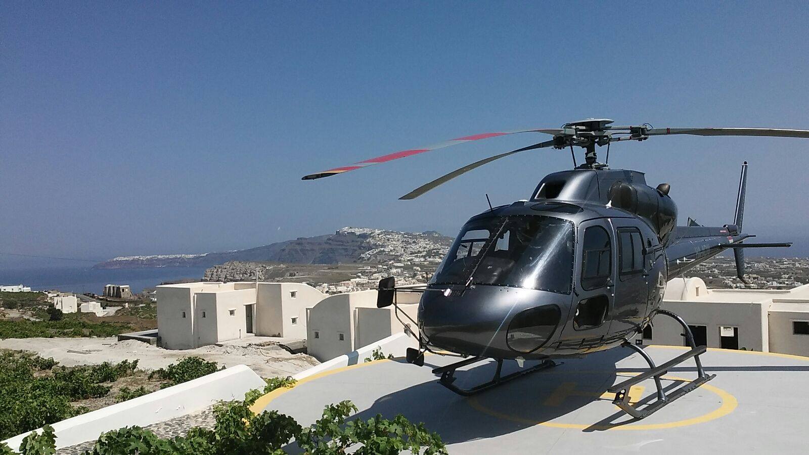 Santorini Helicopter Tour 30min Private