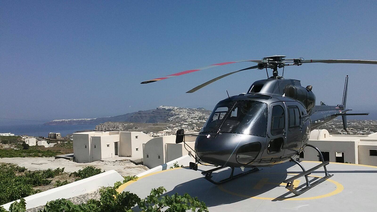 Santorini Helicopter Tour 20 mins Private