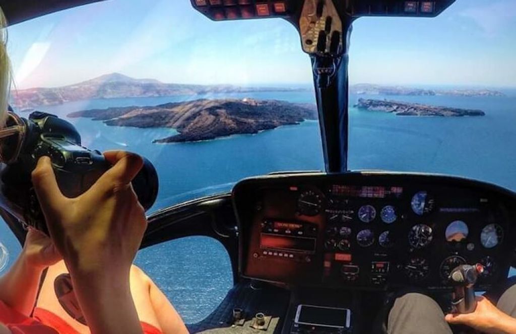 Santorini Helicopter Tour 30min Private