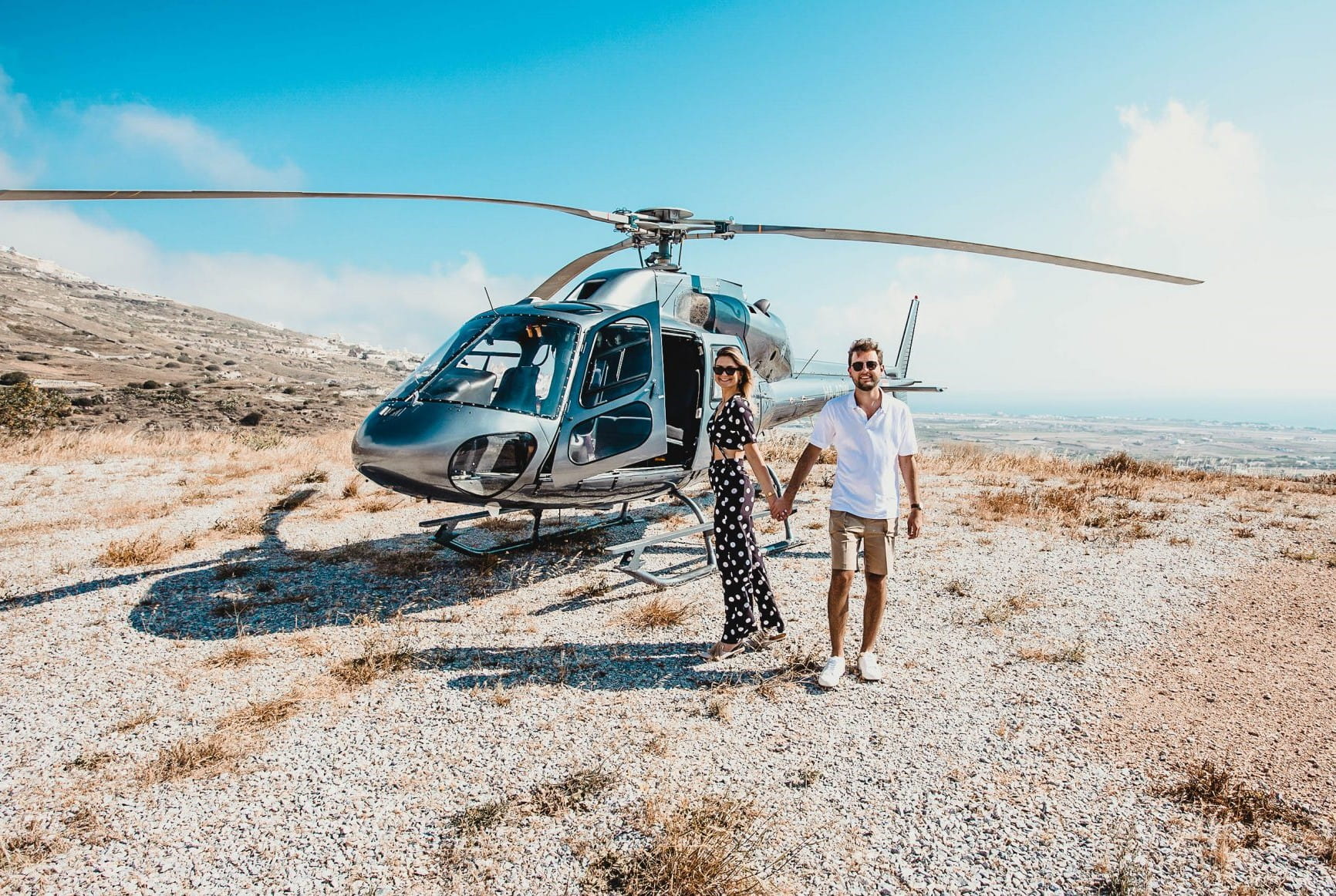 Santorini Helicopter Tours by ChooseYafy - Book a helicopter tour in Santorini